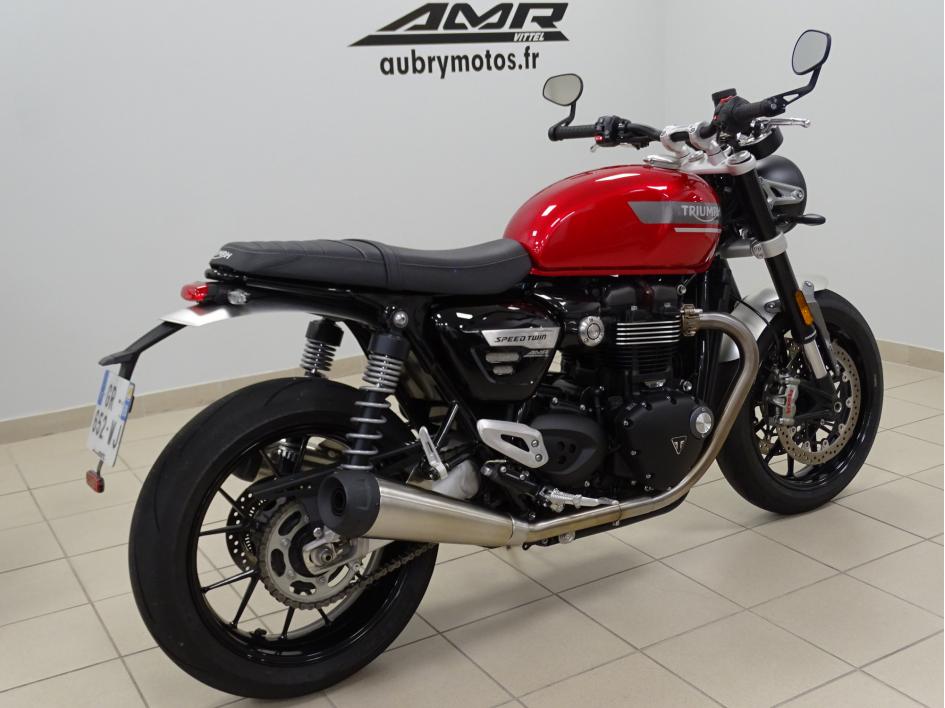 TRIUMPH SPEED TWIN 1200