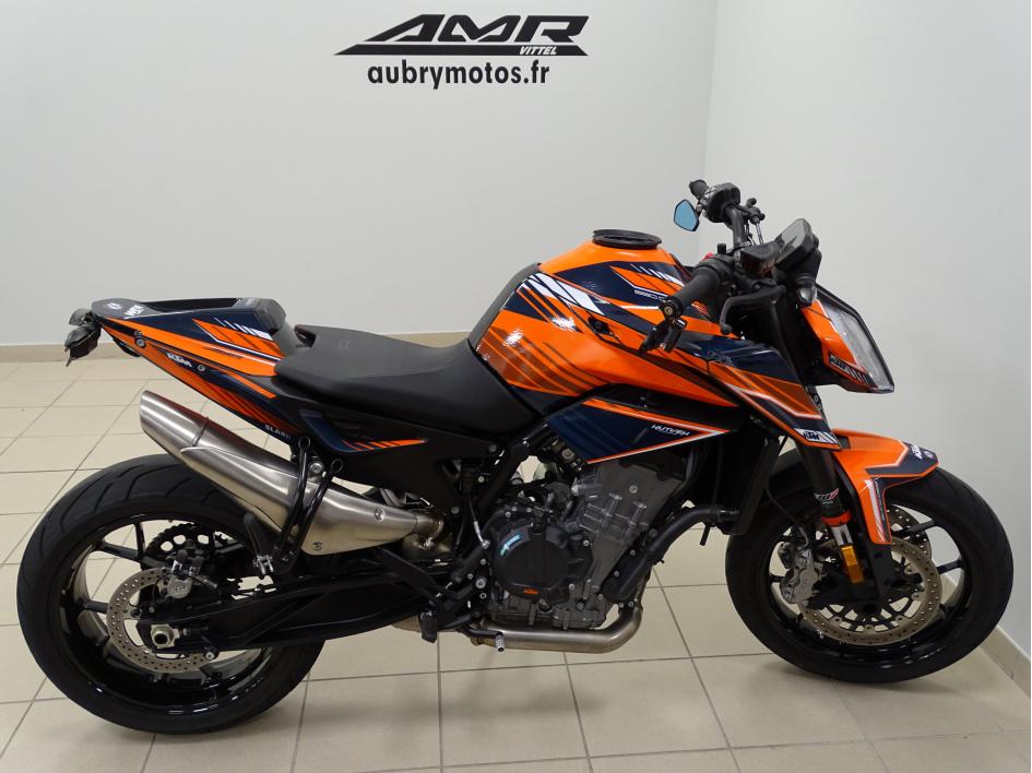 KTM 890 DUKE - 115 CV