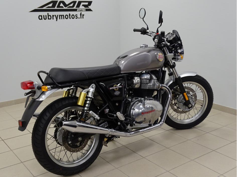 ROYAL ENFIELD INTERCEPTOR