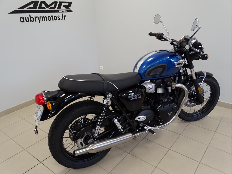 TRIUMPH BONNEVILLE T100 CHROME EDITION
