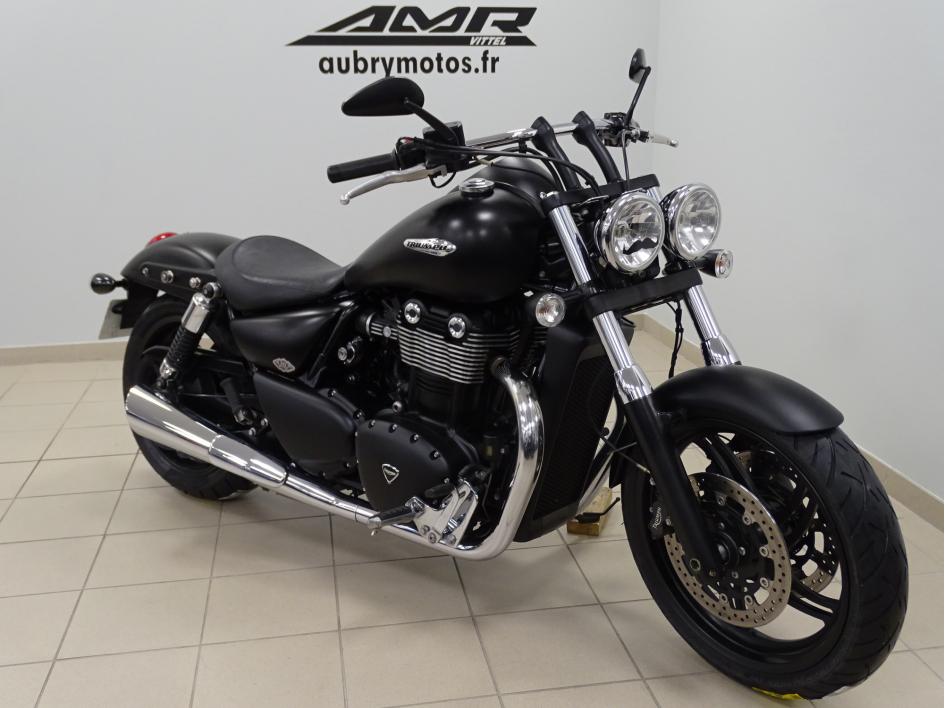 TRIUMPH THUNDERBIRD 1700 STORM