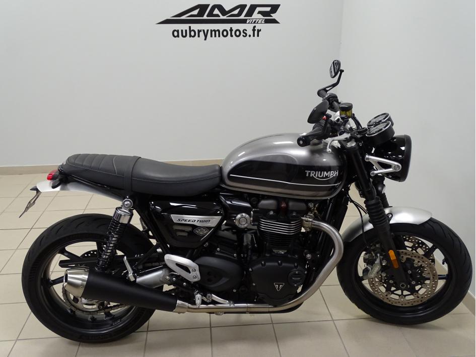 TRIUMPH SPEED TWIN 1200