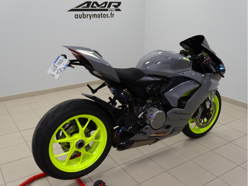 DUCATI PANIGALE V2 