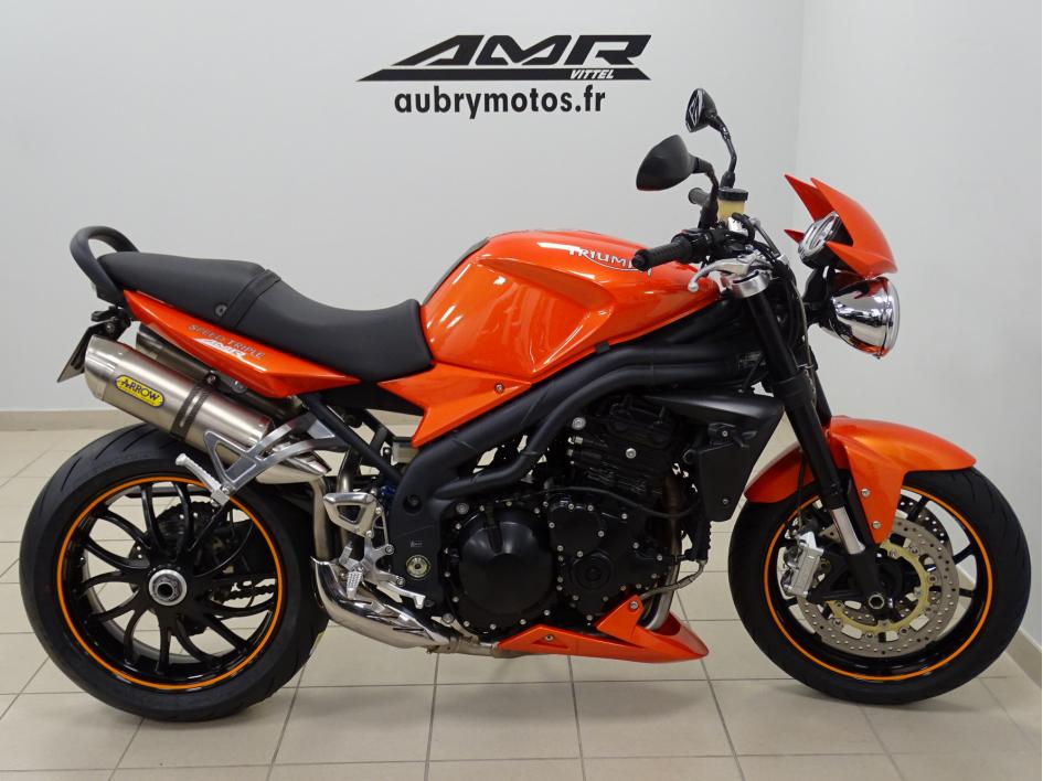 TRIUMPH SPEED TRIPLE 1050