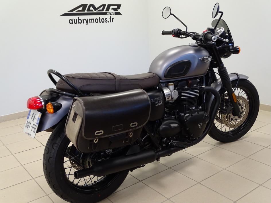 TRIUMPH BONNEVILLE T120 BLACK