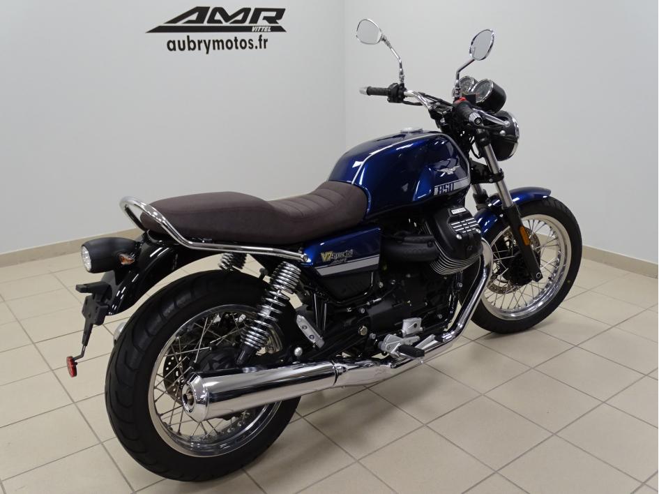 MOTO GUZZI V7 SPECIAL 850  POSSIBLE A2