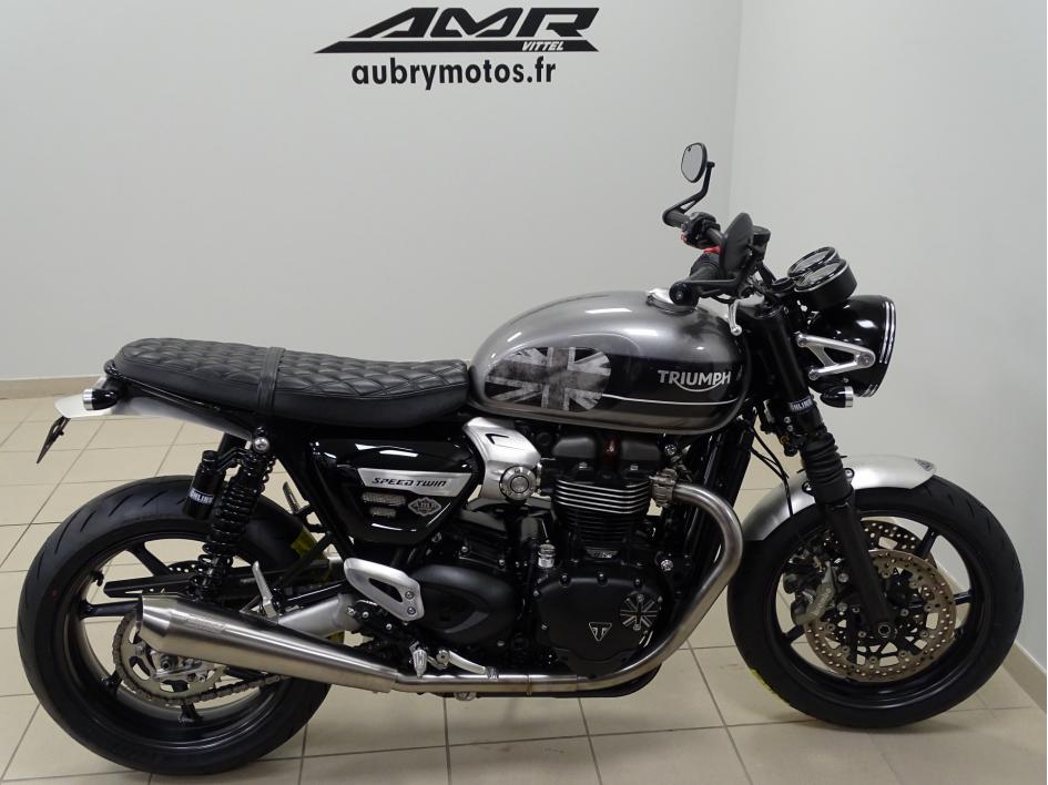 TRIUMPH SPEED TWIN 1200 AMR Garage