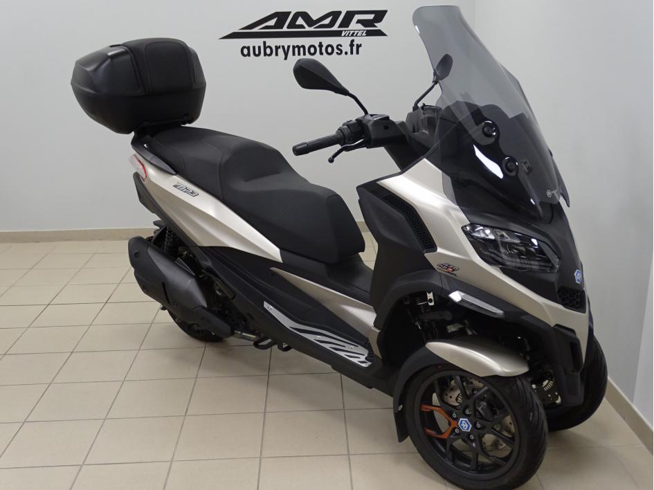 PIAGGIO MP3 530 HPE SPORT ADVANCED ABS ASR