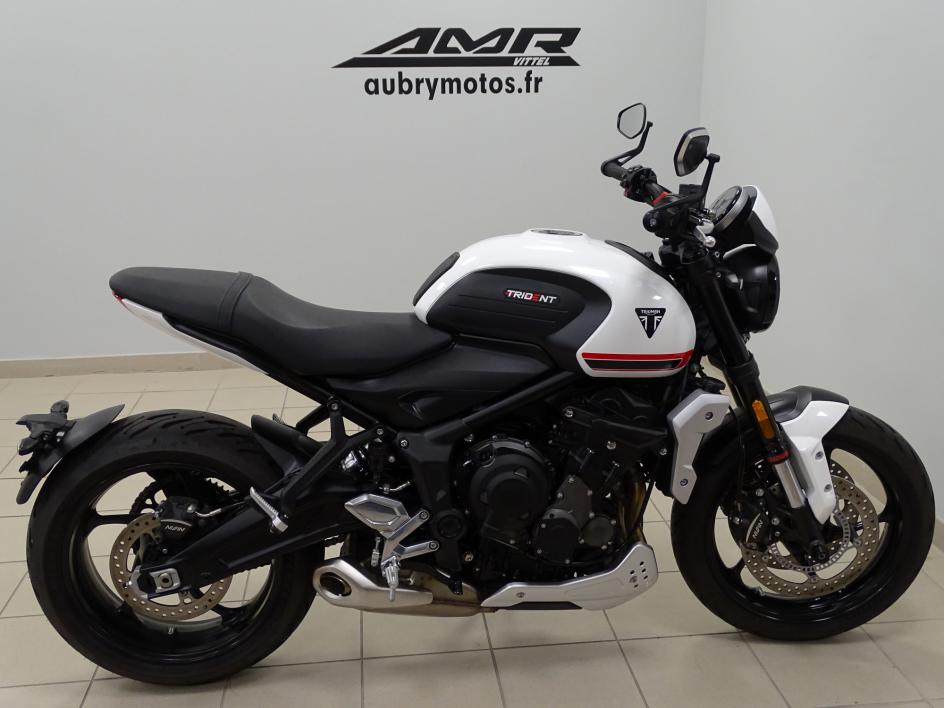 TRIUMPH TRIDENT 660 POSSIBLE PERMIS A2