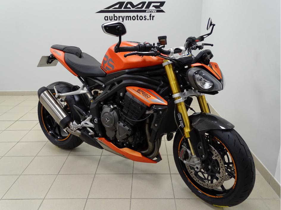 TRIUMPH SPEED TRIPLE 1200 RS